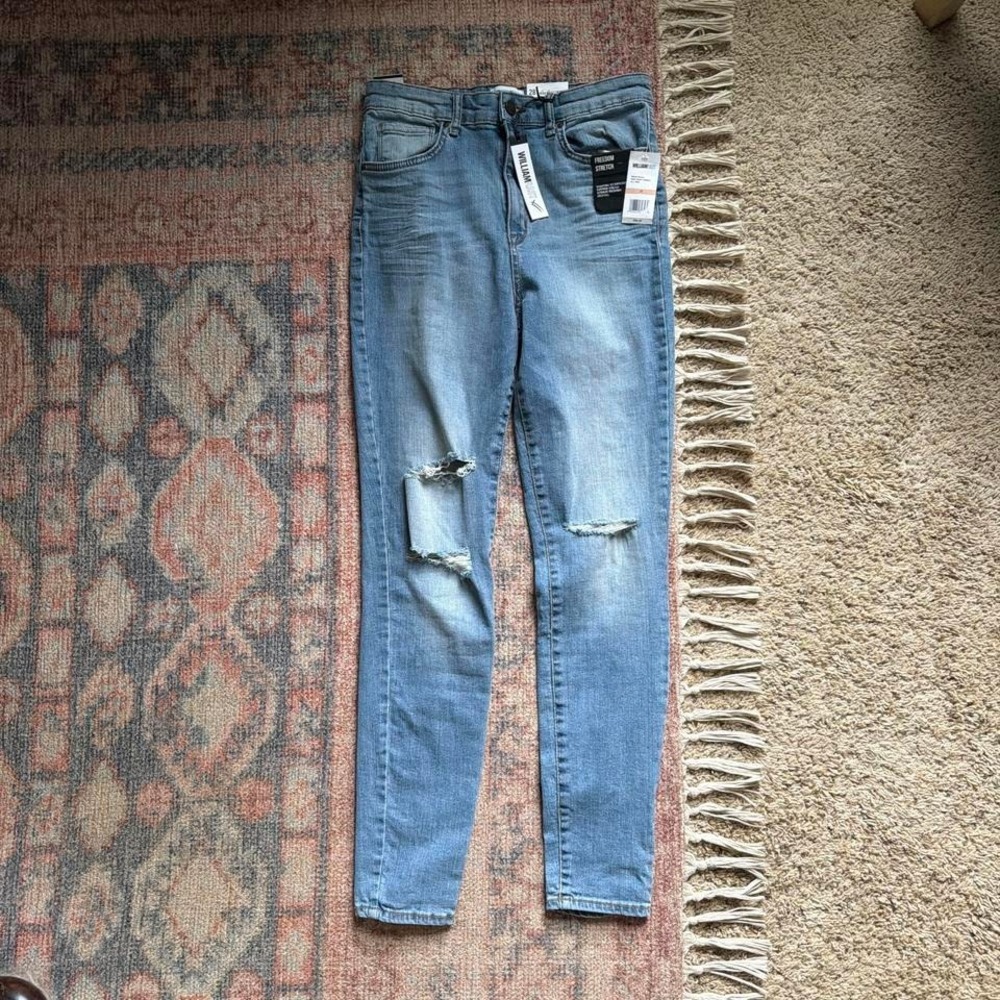 NWT William Rast Light Wash High Rise Skinny Jeans Womens 28 Ripped‎ Distressed